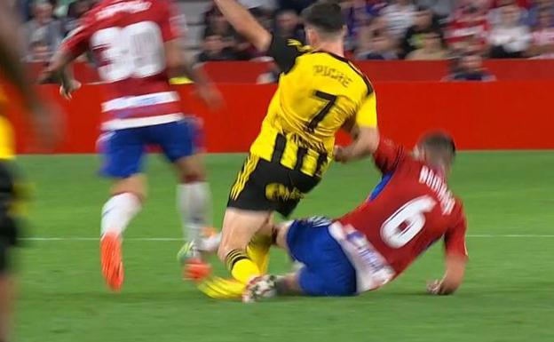 El árbitro detuvo un contragolpe peligroso del Zaragoza