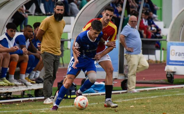 El Maracena mejora pero no es suficiente para lograr el primer triunfo