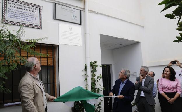 Celebran en Órgiva la apertura del Colegio Menor, creado hace medio siglo