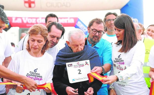 Más de 1.500 almerienses se suman a las '6 Horas Solidarias Non Stop'