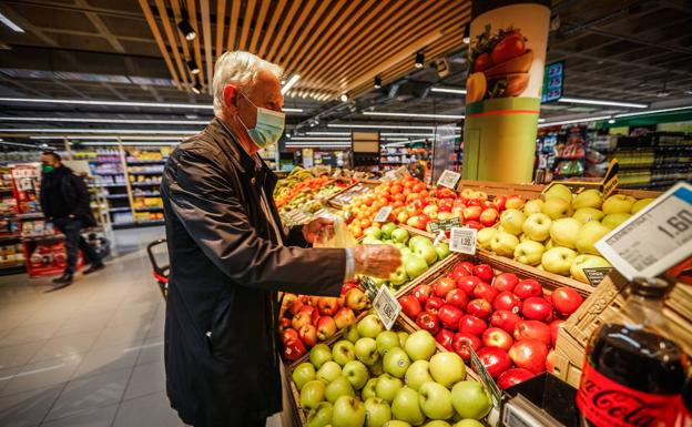 Los supermercados que ofrecen descuentos de hasta 50% en productos cerca de caducar