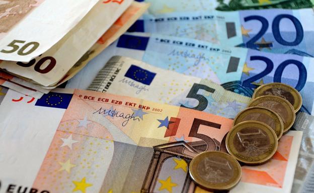 Estos son los españoles que recibirán un plus de 1.000 euros en su nómina