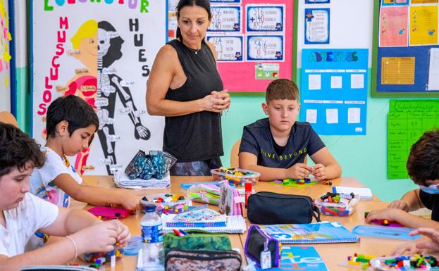 Cómo conseguir el cheque escolar de 100 euros para familias andaluzas antes del 9 de noviembre