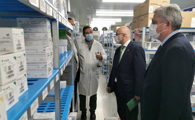 El Hospital Torrecárdenas crea una unidad de Genética Molecular e Investigación