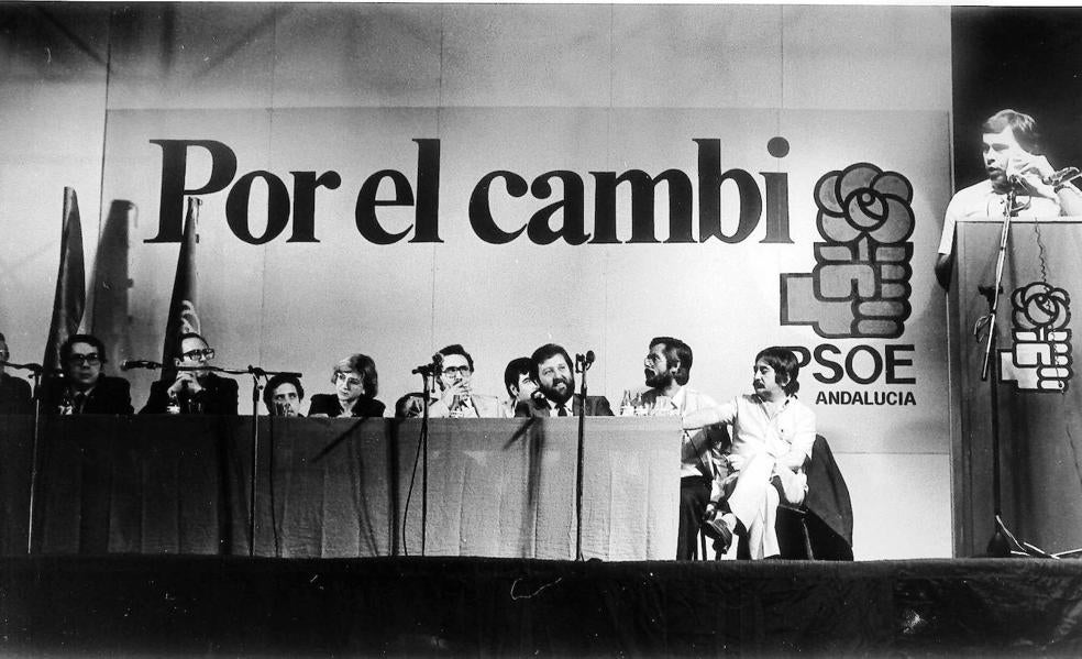 Los artífices granadinos del cambio del 82: «Sabíamos que la victoria iba a ser histórica»