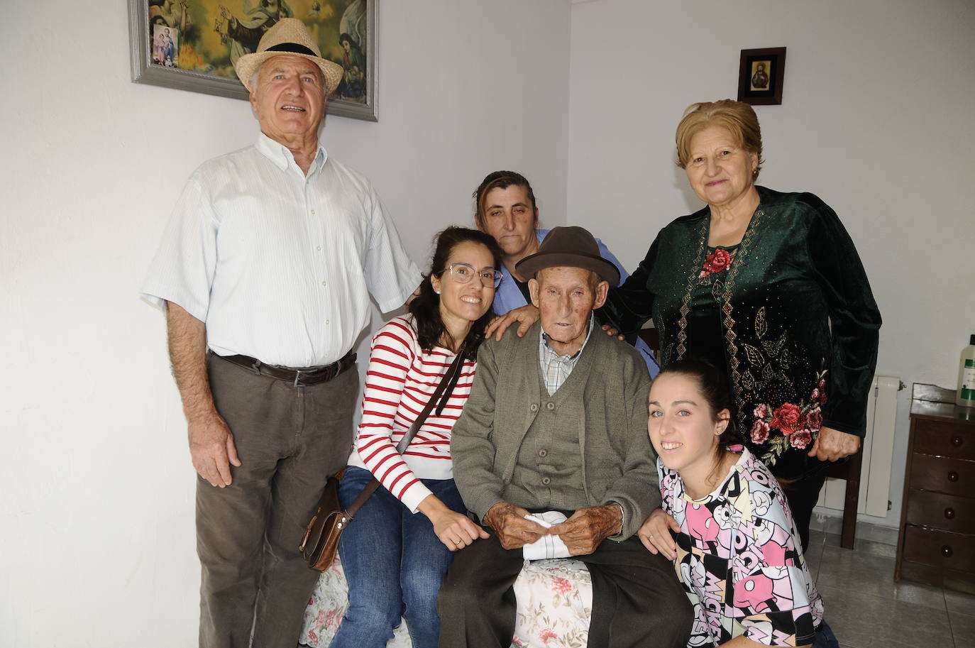 Miguel Asenjo, el más longevo de Mecina Bombarón