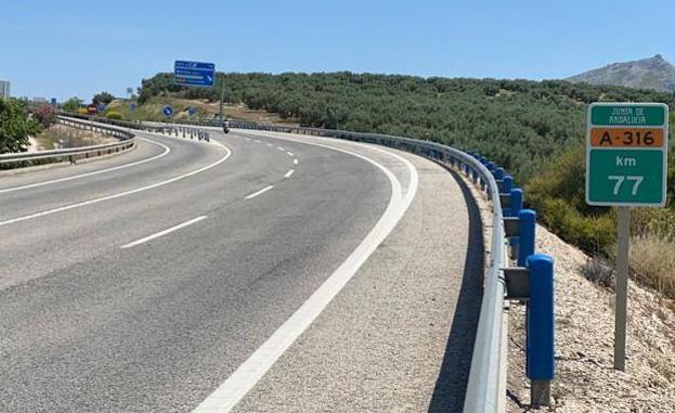 Investigado por recorrer 14 kilómetros en sentido contrario por la carretera A-316