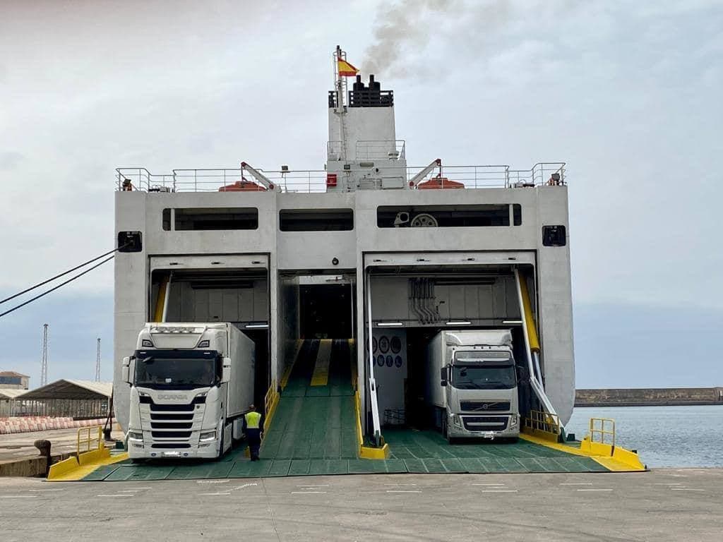 El puerto de Motril inicia una nueva ruta de mercancías con Alhucemas