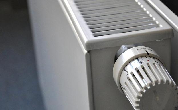 Así tienes que tocar tus radiadores para ahorrar en la factura