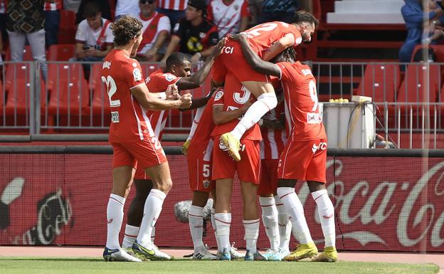 Un Almería más atrevido y certero