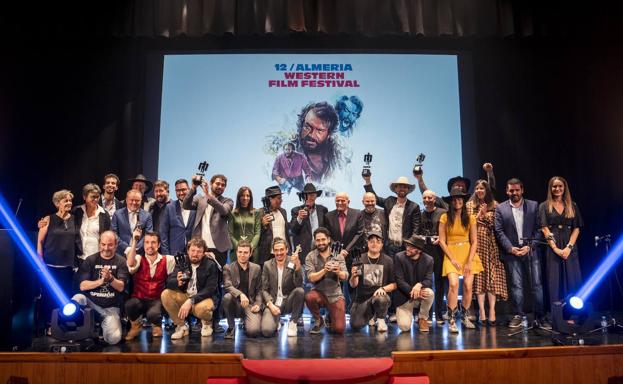 'Utama' y 'As bestas' galopan hacia el triunfo en la gala de clausura del Festival de Tabernas
