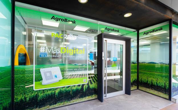 CaixaBank habilita una línea de financiación de 116 millones para los ganaderos granadinos afectados por la viruela ovina