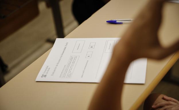 Plantean una Selectividad «única en toda España» para que el alumnado tenga las mismas oportunidades