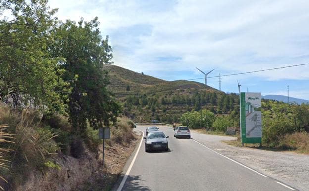 La nueva puerta de la Alpujarra, por la que circulan 3.600 vehículos al día, tendrá 24 curvas menos