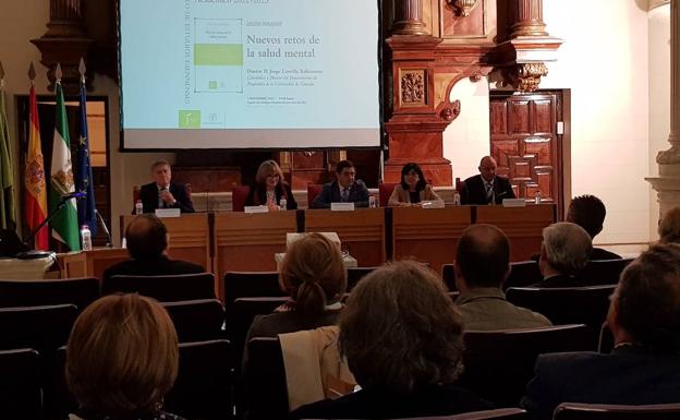 Una conferencia sobre salud mental abre el curso académico del Instituto de Estudios Giennenses