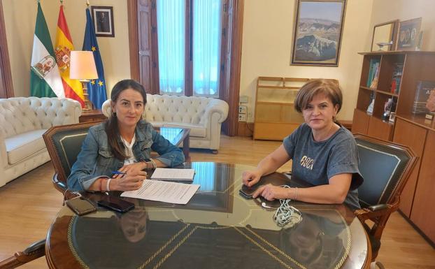 Asaja y la delegada del Gobierno fijan el agua como objetivo clave del sector agro