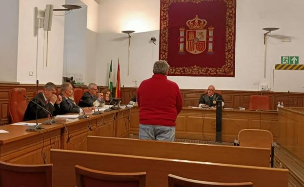 El conductor que colisionó con otro coche y mató a dos jóvenes en Baza: «Intenté esquivarlo y no pude»