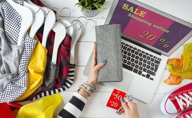 Aviso del Gobierno en el uso de tarjetas débito para compras por internet