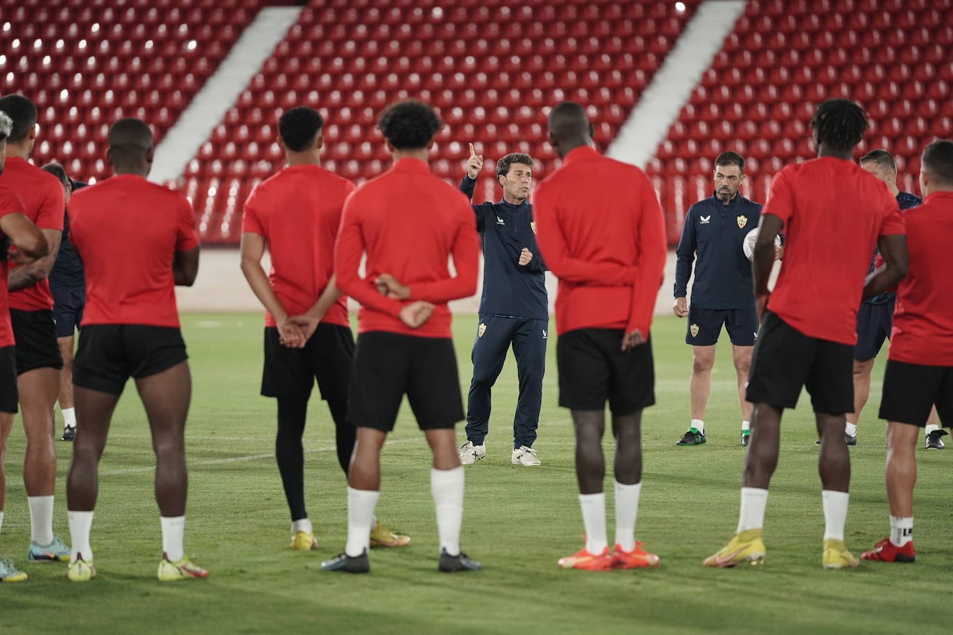 Rubi tiene claro que la victoria del Almería dará tranquilidad