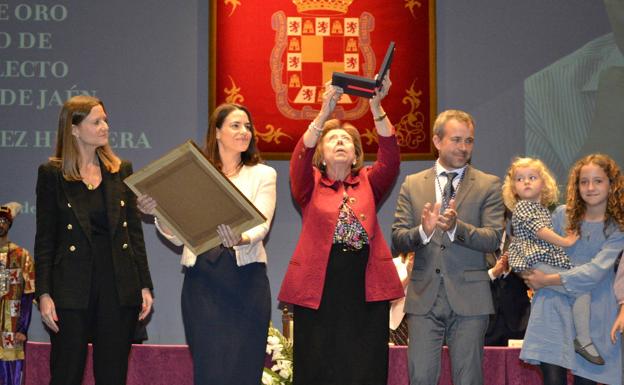 Jaén aplaude la labor de su eterno alcalde, Alfonso Sánchez Herrera