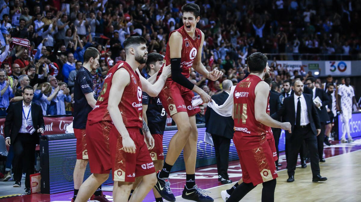 Casademont despierta por las dudas blancas y el Betis da el susto al Baskonia