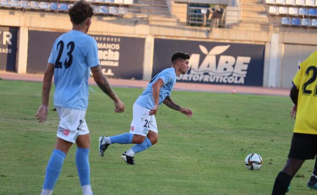 Alberto Fuentes y Juancho, los 'más titulares' en que va de Liga