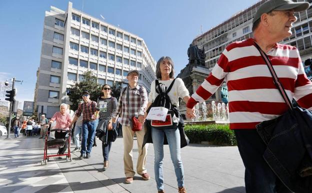 Granada une sus manos contra el cambio climático