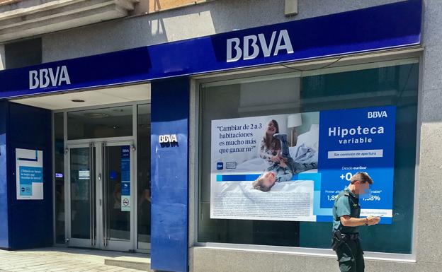 BBVA lanza un aviso a menores de edad por la cuenta y Bizum
