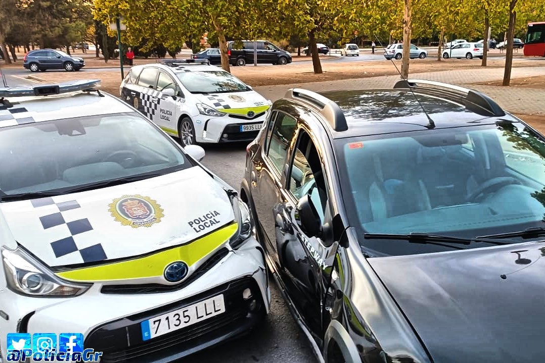 La Policía Local de Granada protagoniza una persecución 'de película' para interceptar un coche robado