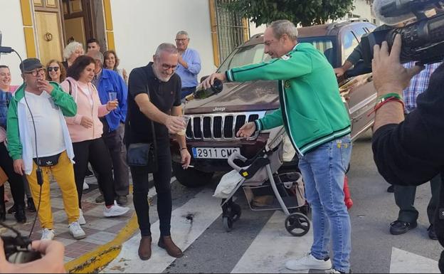 La 'resaca' del Cuponazo en Escañuela: de servicios sociales a millonarios, el ídolo pregonero y el ganador de 6 millones