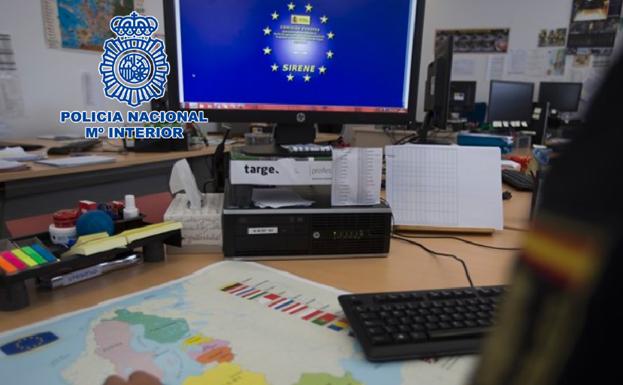 Detenido en Almería un prófugo libio que robó 700.000 euros a una princesa saudí en un hotel de París