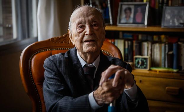 Fallece a los 108 años el médico Arsacio Peña Yáñez, el más longevo de Granada y de toda España