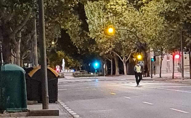 Una falsa alarma corta el tráfico a la Comandancia de la Guardia Civil en Almanjáyar por un paquete sospechoso