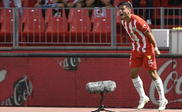 Lucas Robertone es un 30% más de la UD Almería