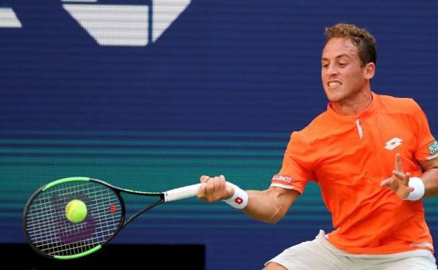 Roberto Carballés derrota a Raúl Brancaccio en Valencia