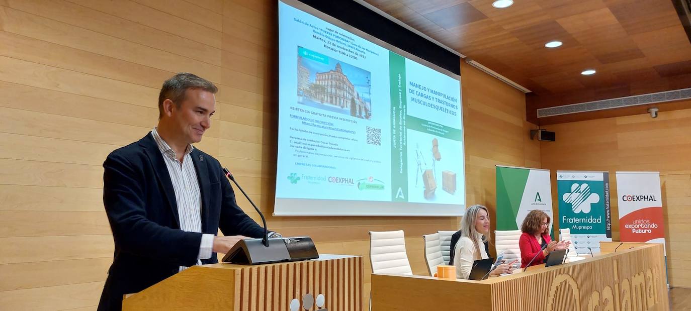 Salud laboral en el agro: los sobreesfuerzos provocan una de cada tres bajas en Almería