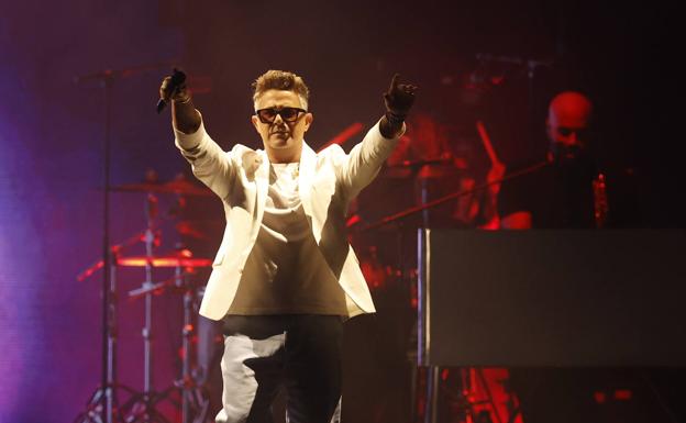 Alejandro Sanz actuará en Roquetas de Mar el próximo verano