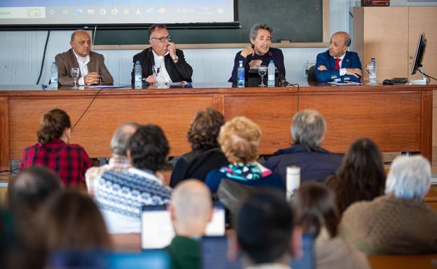 Miguel Ríos, un eterno aprendiz de músico, en la UGR