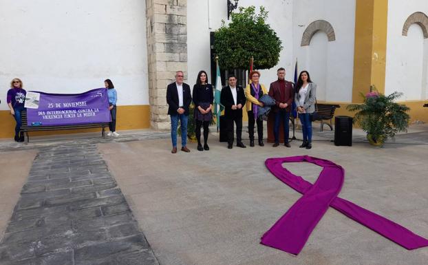 Escañuela se suma a los actos en repulsa por la violencia machista