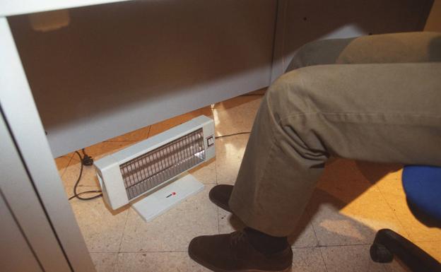 ¿Cuánto puede aumentar tu factura de luz el uso continuado del calefactor?