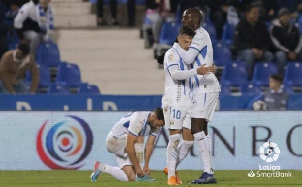 Los pepineros asientan al fin su equipo en cinco atrás y verticalidad arriba