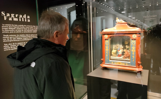 Abierta la muestra 'Sagrada Familia' en la antigua Escuela de Magisterio