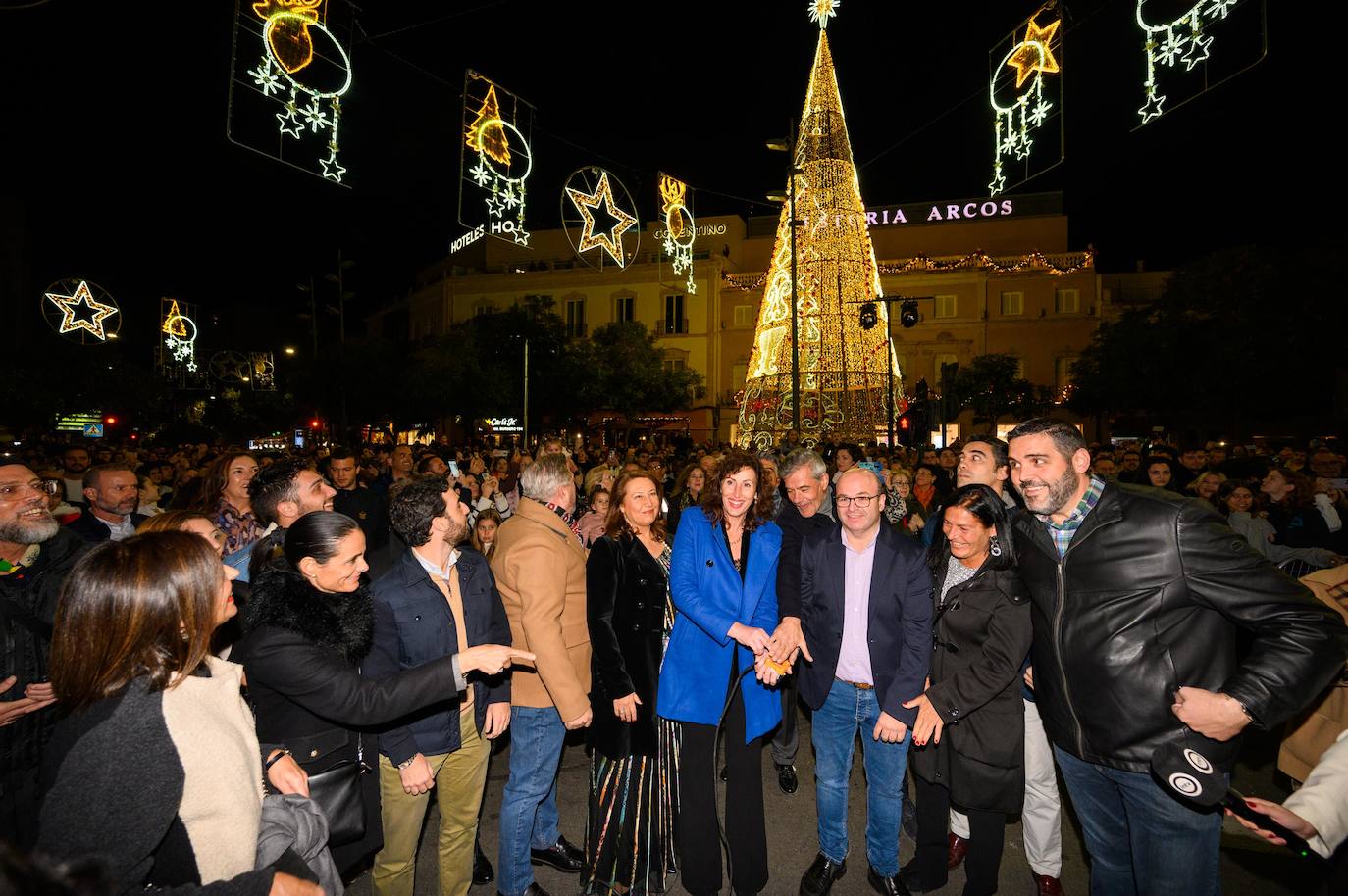 Así es Almería en Navidad: un millón de luces que invitan a soñar