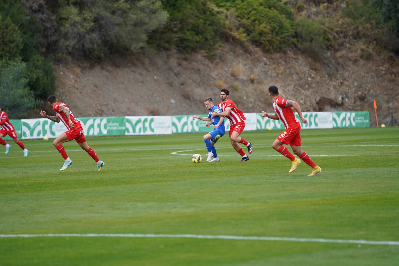 La derrota del Almería ante el Sturm Graz, en imágenes