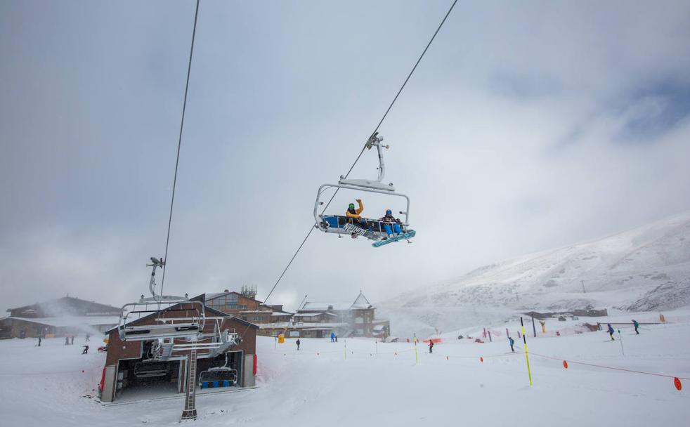 «Ya estamos aquí otra vez. Viva la nieve y viva Graná»