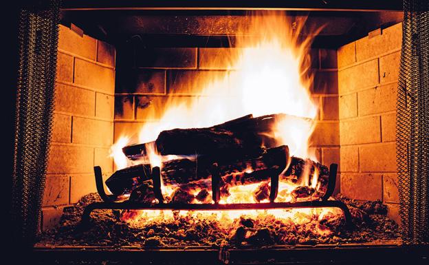 Ocho personas, entre ellas cuatro menores, intoxicadas por el humo de una chimenea en Oria