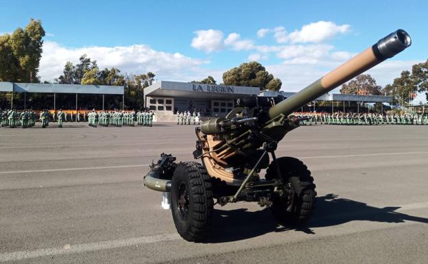 Los artilleros de La Legión conmemoran a Santa Bárbara desde la base de Viator