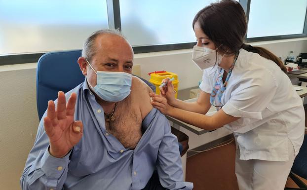 Solo la mitad de la población vulnerable se ha vacunado de la cuarta dosis contra la covid