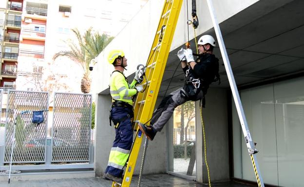 Las caídas en altura suponen el 17% de los accidentes laborales