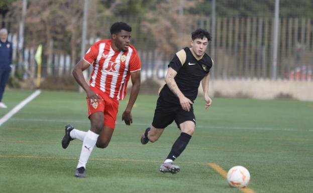 Los necesitados Almería B y Motril se reparten los puntos